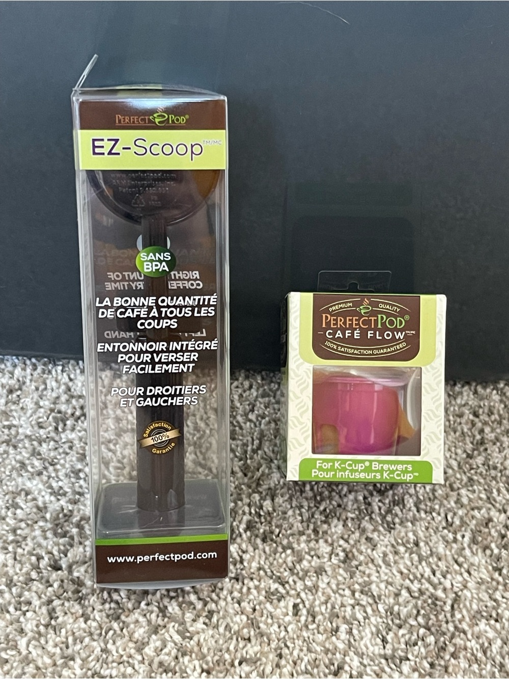 EZ-Scoop Coffee Scoop with Pink Cafe Flow K-Cup Adapter